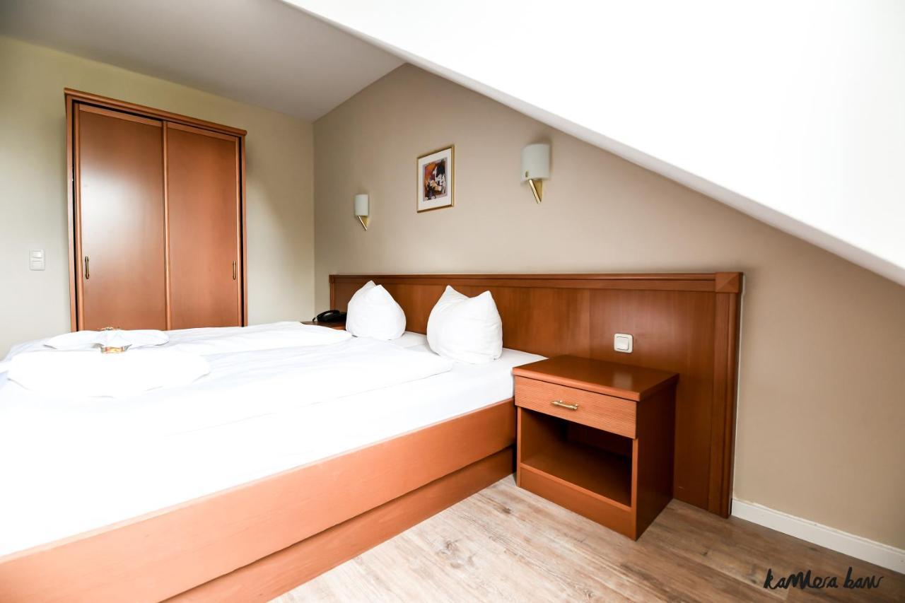 Hotel Blutenburg Munich Exterior photo